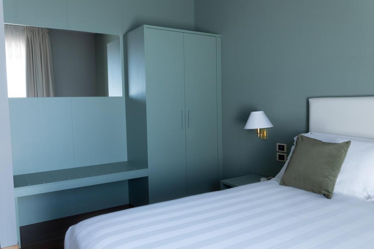Hotel Enzo ポルト・レカナーティ エクステリア 写真