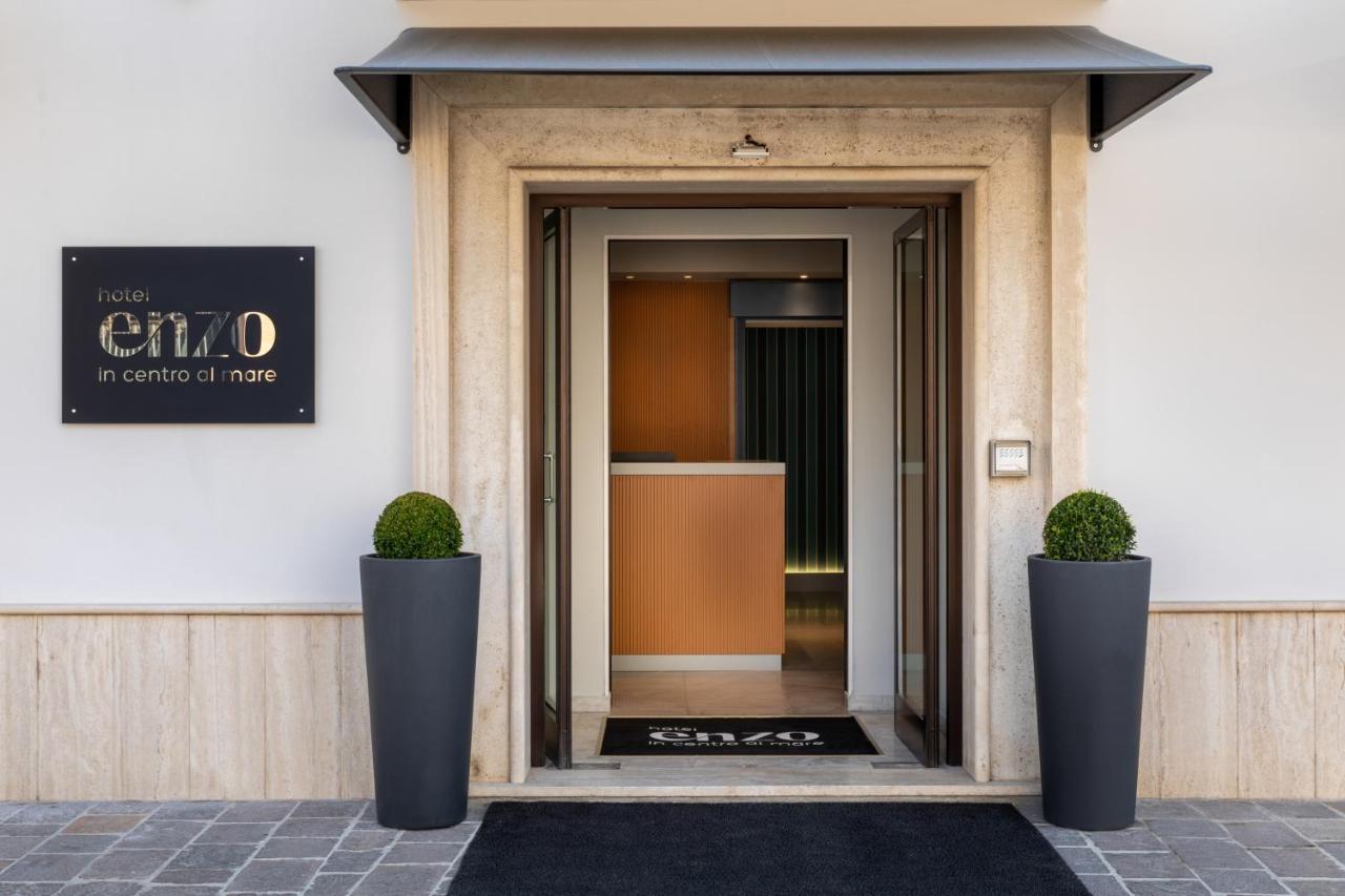 Hotel Enzo ポルト・レカナーティ エクステリア 写真